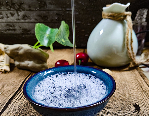 古人上戰(zhàn)場前還要溫酒喝，為何現(xiàn)代人卻很少溫酒喝？